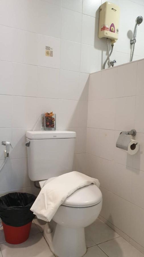 Zen Sukhumvit33 Otel Bangkok Dış mekan fotoğraf