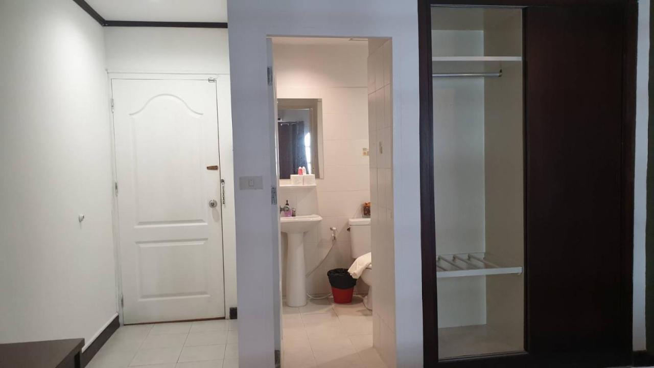 Zen Sukhumvit33 Otel Bangkok Dış mekan fotoğraf