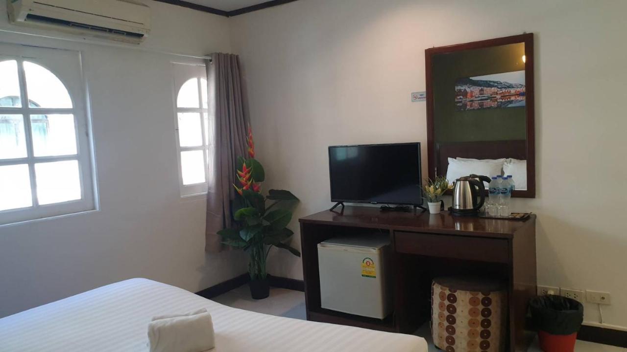 Zen Sukhumvit33 Otel Bangkok Dış mekan fotoğraf